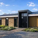 Villa Parkzicht Met Zwembad & Sauna | 6 Personen *