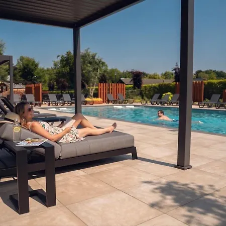 Parkzicht Met Zwembad & Sauna | 6 Personen Villa Veldhoven