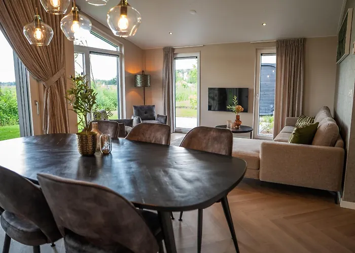 Parkzicht Met Zwembad & Sauna | 6 Personen *